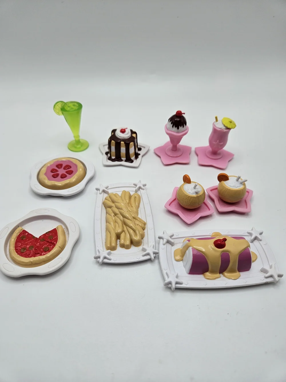 Barbie 2002 Cruise Ship Replacement Buffet Food and Tropical Drinks Lot Pizza